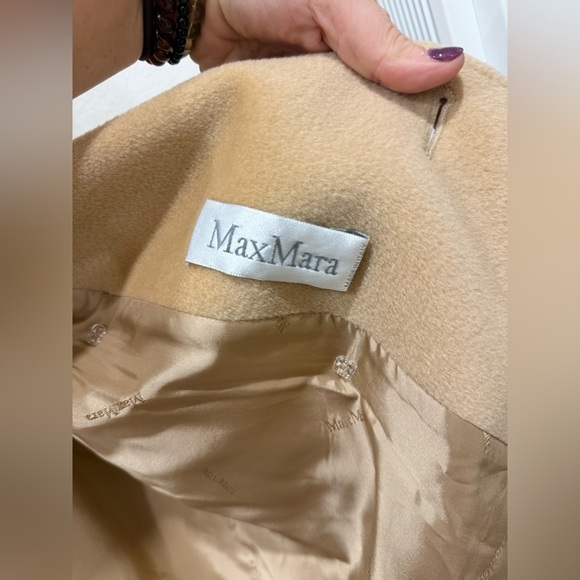 MaxMara 100% Wool Double Breasted Coat, US 12 - Picture 9 of 13